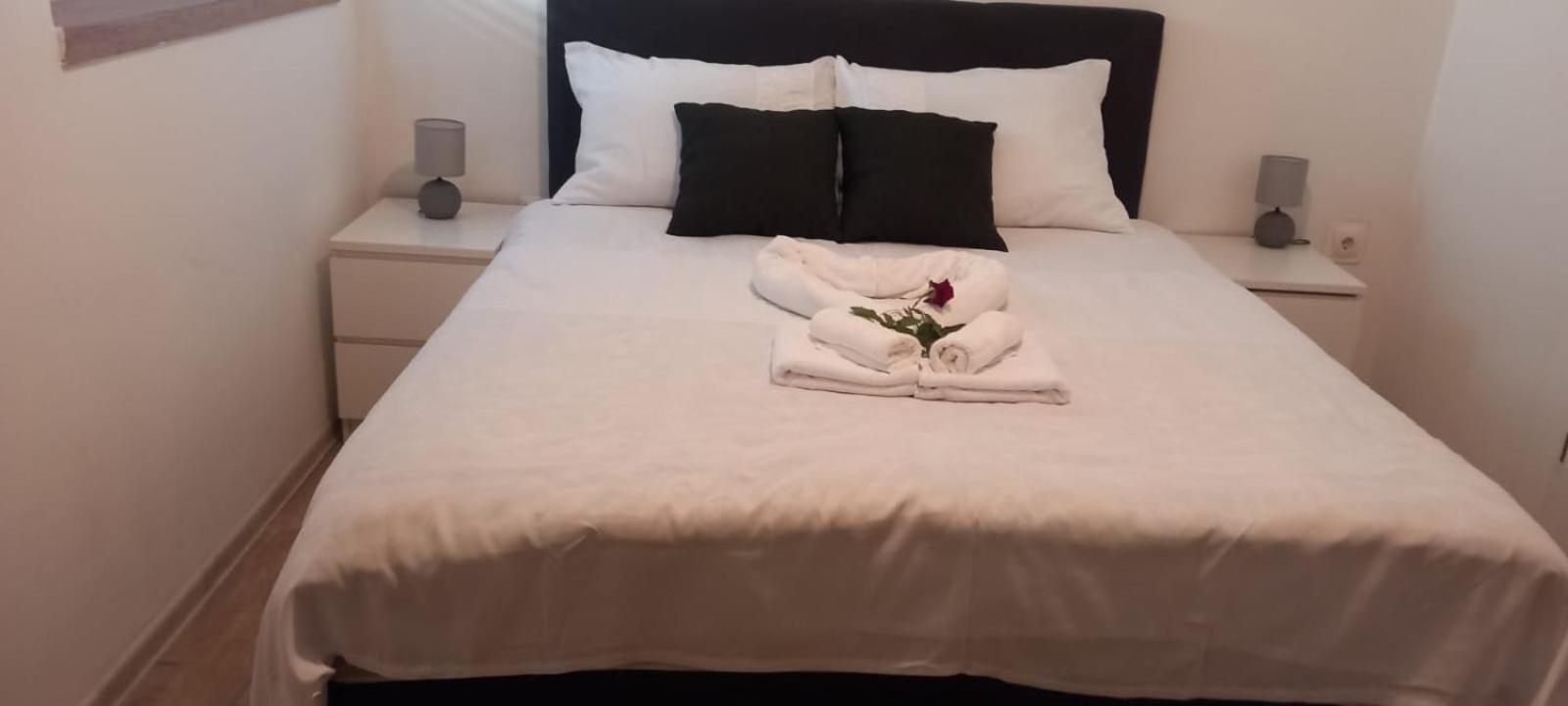 Braavos Apartments Sibenik - Free Parking - Marina 100M Стая снимка